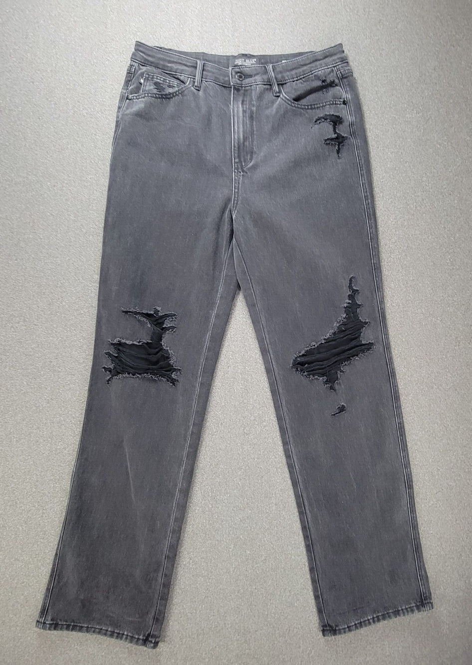 Judy Blue 13/31 Black Washed 90s Straight Distressed Jeans